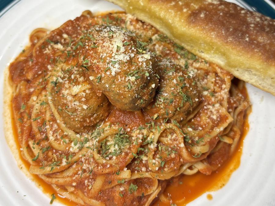 Spaghetti and meatballs