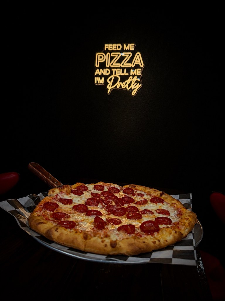 Good Times pizza
